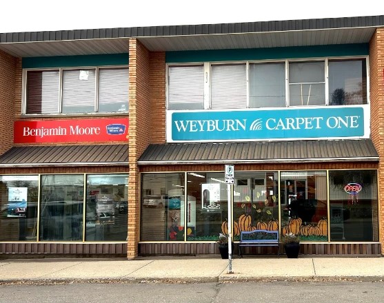 Weyburn Benjamin Moore store sign & storefront in SK